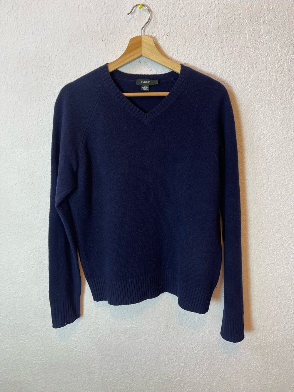 Vintage J. Crew 100% Lambs Wool V-neck sweater size S
